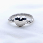 Load image into Gallery viewer, Heart Chain Silver Ring
